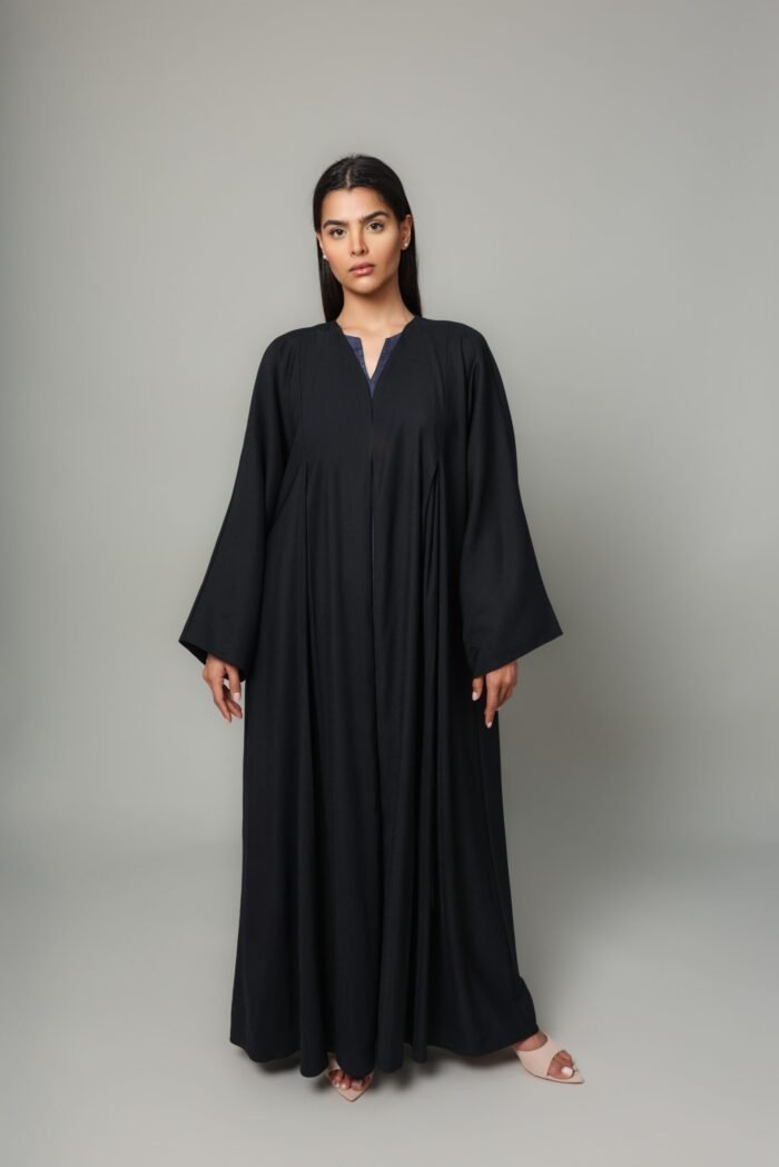 Elara Abaya - Image 1